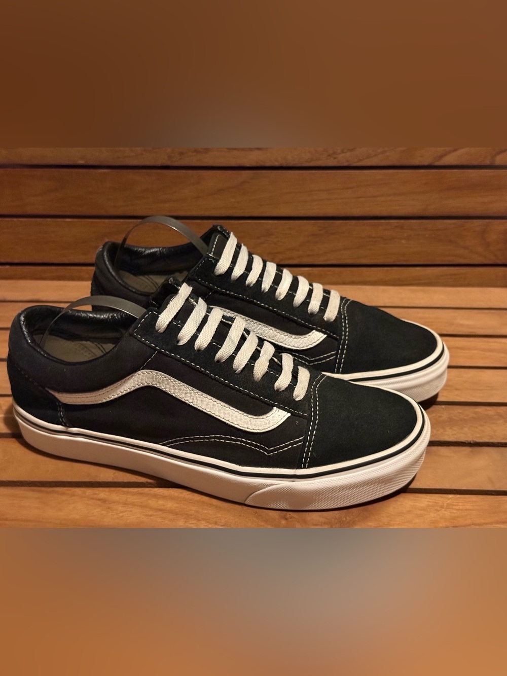Vans Black Low-Top Sneakers with White Side Stripe M8.5 W10 - Picture 2 of 7